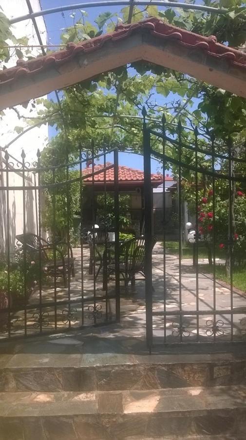 Villa Eleon 2 Vrasná 외부 사진